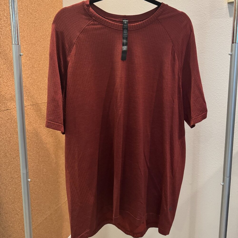 Lululemon Men's Vent Tech T-Shirt XXL